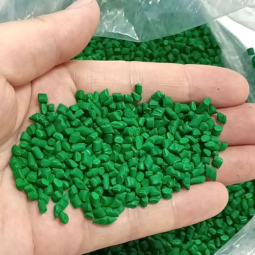 山东彩色母粒批发价格防尘网用绿色母粒生产厂家